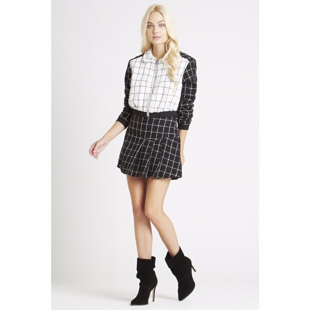 NEW BCBGeneration plaid Tweed mini Skirt Side Pleated Grid Size 4 preppy hipster
